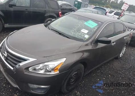 2013 Nissan Altima 2.5 S z USA, uszkodzony, nr VIN 1N4AL3AP1DC112700